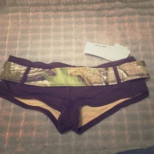 Realtree boy short swim bottoms! NWT!